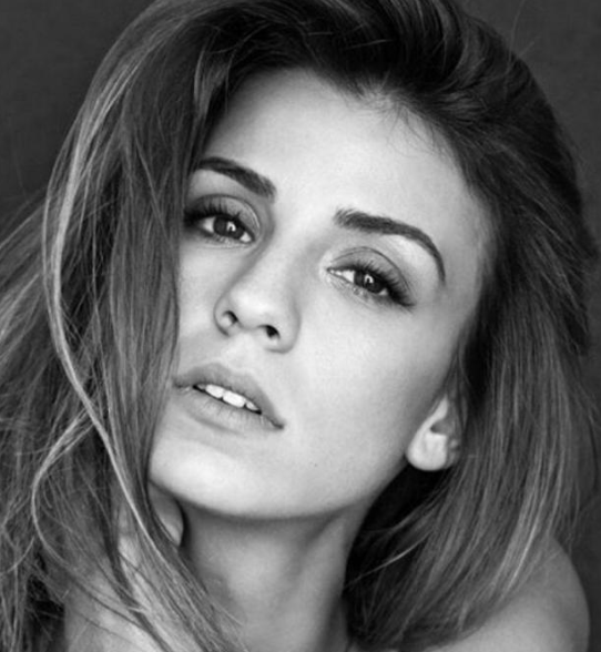 Kika Cardoso - Influencer